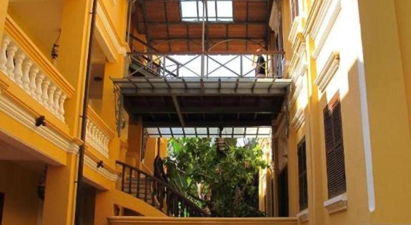 Le Relais De Chhlong Hotel Кратие Екстериор снимка