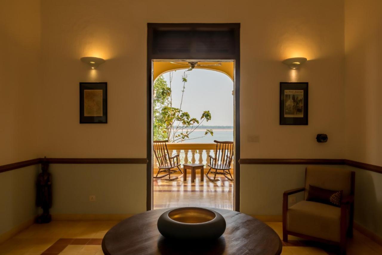 Le Relais De Chhlong Hotel Кратие Екстериор снимка